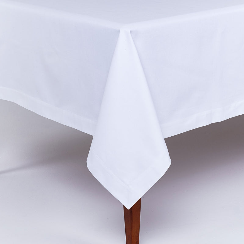 Premium Hotel Collection Tablecloth